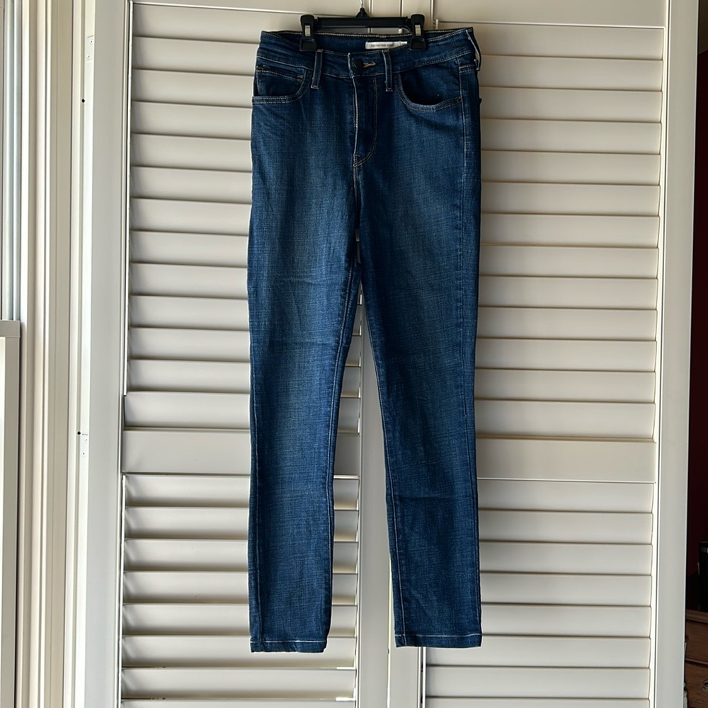 Levi’s 721 High Rise Skinny size 28